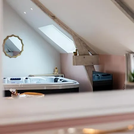Le Cocon Avec Jacuzzi Privatif Normandie Apartment